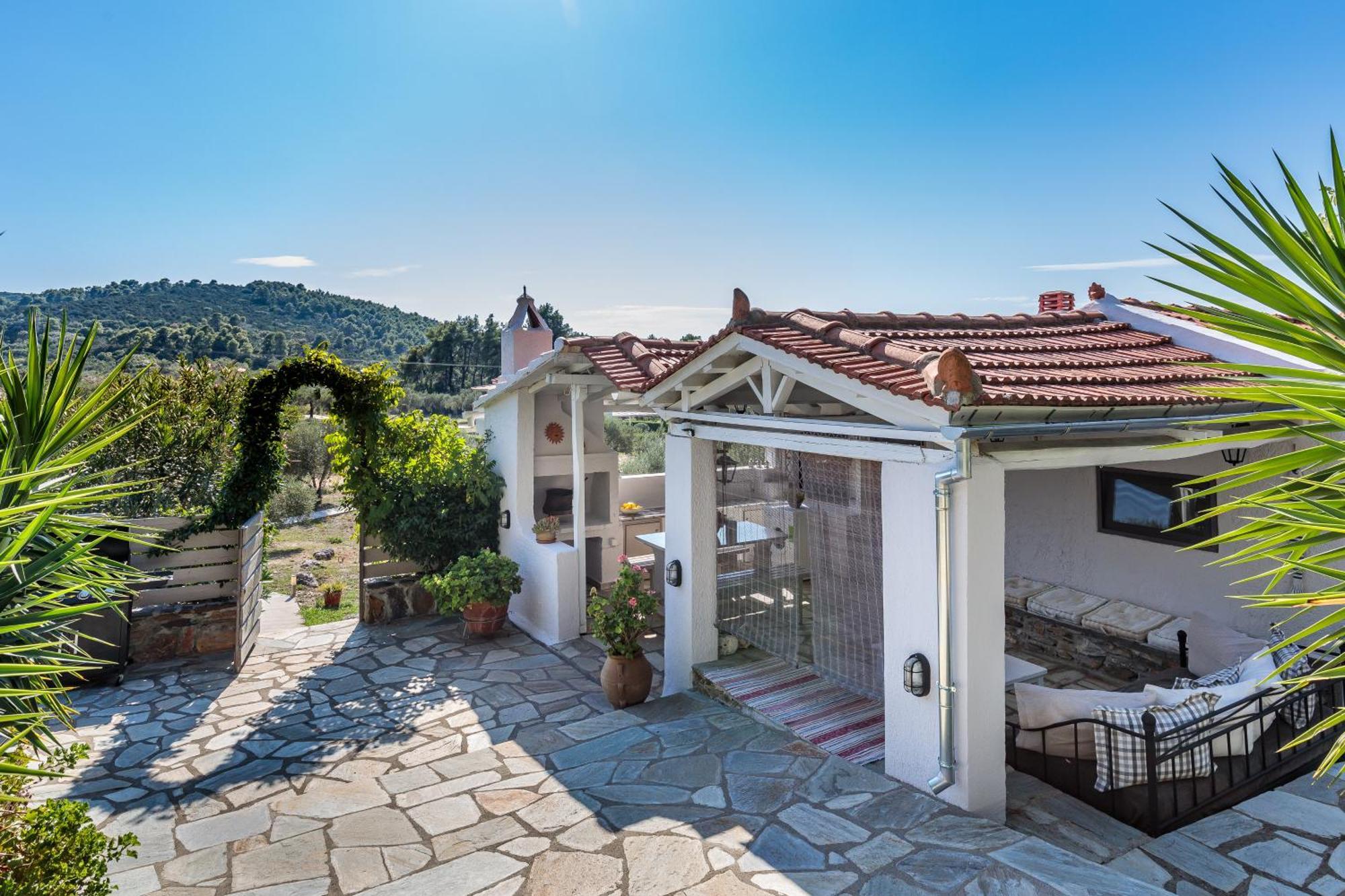 Villa Pine Trees By Kardous Alikias Экстерьер фото